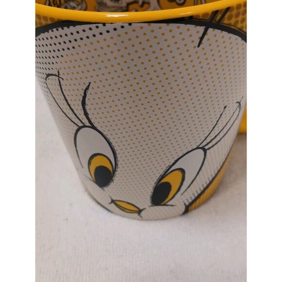 Six Flags Magic Mountain Looney Tunes Tweety Bird YELLOW Ceramic Wide Mug Cup - Picture 15 of 16